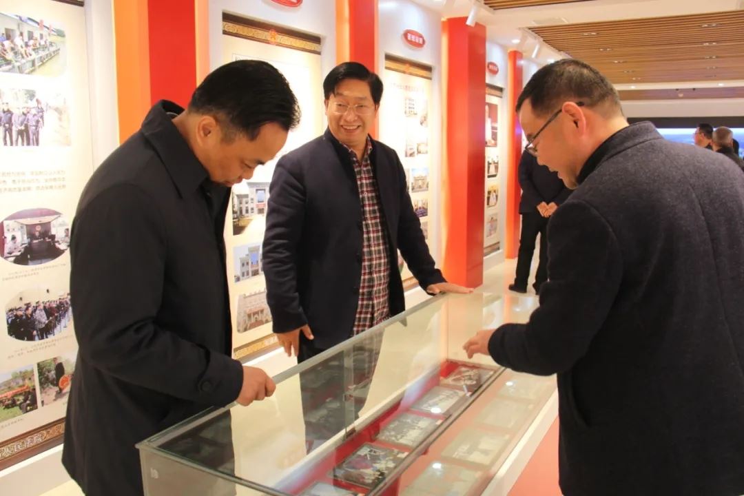 2.webp.jpg 2.webp.jpg